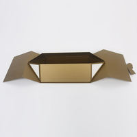 Boîte cadeau pliable dorée avec logo personnalisé, design nœud et fermeture magnétique pour emballages de mariage, d'entreprise et de marques haut de gamme