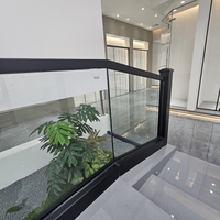 Barrières en verre de sécurité, clôtures décoratives |   Rampe d'escalier de balcon en alliage d'aluminium |   Cadres modernes imperméables avec revêtement en poudre |