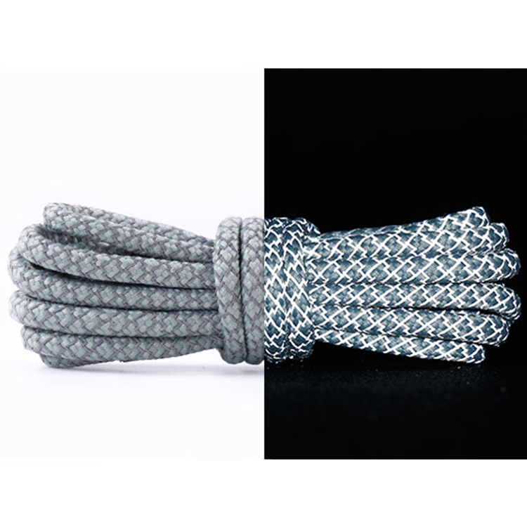 สีเทาอ่อน