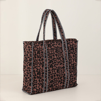 Nouveau sac fourre-tout matelassé à imprimé léopard, vente en gros directe d'usine, sac à bandoulière de voyage, grande capacité, tendance