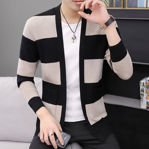 2021 primavera autunno stile coreano <span class=keywords><strong>Cardigan</strong></span> in maglia di cotone stampato <span class=keywords><strong>Slim</strong></span> <span class=keywords><strong>Fit</strong></span> alla moda capispalla sottile per l'inverno - Product Image 2