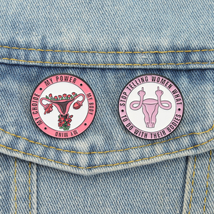Pin Enamel Autonomi Tubuh Wanita, Bunga Rahim, Kutipan 'Badaku, Pilihanku', Bros, Lencana Kerah, Perhiasan Grosir - Product Image 1