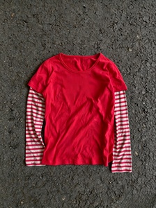 T-shirt rouge pour homme à manches longues rayées, col rond, coupe classique, tricoté, style décontracté - Product Image 1