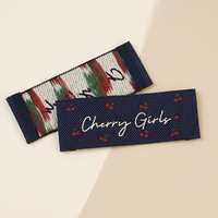 Étiquettes tissées personnalisées autocollantes pour enfants, motif dessin animé clair, détails précis, lavables, résistantes à la décoloration, étiquettes de marque pour vêtements d'enfants