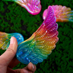 Vente en gros CrystalHola – Ailes en Sélénite Polie de Haute Qualité avec Impression Numérique, Tendance Mode, Décoration d'Intérieur, Cadeaux de Noël - Product Image 6