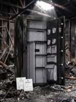 Coffre-fort à armes à feu JB avec serrure électronique à code, dimensions L700xW600xH1700mm, utilisation intérieure/extérieure