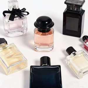 Mini Eau De Parfum <span class=keywords><strong>Spray</strong></span> per Donne con Fragranza Speziata Calda Legnosa Floreale Formato da Viaggio Profumo per il <span class=keywords><strong>Corpo</strong></span> - Product Image 5