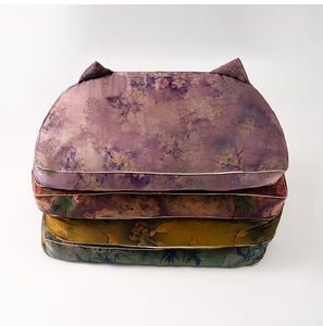 หมอนผ้าไหมเซียงหยุนออร์แกนิคสุดหรู รูปทรงหูแมวน่ารัก หลายสี หมอนเครื่องนอนขายส่ง หมอนผ้าไหมสไตล์จีนระดับไฮเอนด์ - Product Image 3