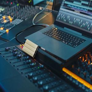 Boîtier de disque dur portable pour ordinateur portable en gros, mise à niveau du boîtier de disque dur SSD - Product Image 3