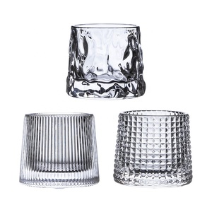 Bicchiere di Lusso in Vetro Dorato per Whisky, Boccale per Birra, Tumbler Senza Stelo, Calice per Vino - Product Image 1