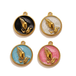 Collier pendentif Mains en prière en acier inoxydable Twinkle, plaqué or 18 carats PVD, avec breloques pièces de monnaie, motif '<span class=keywords><strong>Dieu</strong></span> bénisse', idéal pour la prière, en promotion, cadeau - Product Image 1