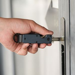 Premium Multi-Functional Aluminum Alloy <strong>Key</strong> <strong>Organizer</strong>, Keychain, and Home &amp; Outdoor Accessory - Product Image 5