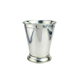 Ensemble de 2 verres à eau classiques en acier inoxydable, faits à la main, 250 ml, durables, avec logo personnalisé, pour la maison, les restaurants, les bars, les hôtels - Product Image 1
