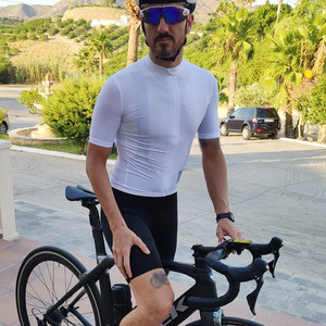 Camiseta de ciclismo para hombre, camiseta deportiva de manga corta, transpirable, de secado rápido, de color sólido, para ciclismo, entrenamiento físico - Product Image 2