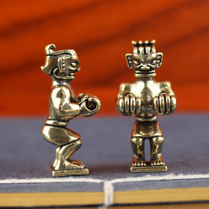 Statuetta in ottone di un'India semisdraiata, perfetta come scrivania da ufficio e tavolino da tè, ornamento civiltadino per la decorazione dell'auto - Product Image 2