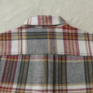 Camisa Casual de Flanela de Alta Qualidade com Mangas Longas Grossas e Estampa em Patchwork para Homens - Product Image 4