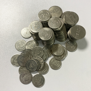 Máquina de juego de arcade de metal plateado personalizada al por mayor, juego de fichas de oro con empujador de tablero que funciona con monedas baratas, lavadoras de monedas - Product Image 1