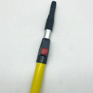 Perche télescopique d'extension <span class=keywords><strong>de</strong></span> <span class=keywords><strong>rouleau</strong></span> <span class=keywords><strong>de</strong></span> peinture en aluminium <span class=keywords><strong>de</strong></span> <span class=keywords><strong>fibre</strong></span> <span class=keywords><strong>de</strong></span> <span class=keywords><strong>verre</strong></span> avec verrouillage <span class=keywords><strong>de</strong></span> bouton-poussoir - Product Image 2