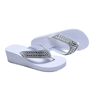 Bosirui, chanclas de plataforma para mujer, soporte de arco de diamantes de imitación, chanclas de cuña con cojín suave y cómodo, sandalias de Tanga de verano - Product Image 3
