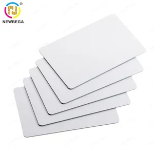 Puce imprimable à jet d'encre à impression thermique 13.56MHz NFC 213 215 216 Puce Carte NFC en plastique PVC blanc mat