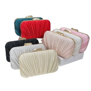 Bolso de Mano Moderno con Diseño IMooo, Impresión UV, Textura Arrugada, Hecho a Mano, Correa de Cadena Metálica de Poliéster, Bolso de Hombro para Mujer, para Fiestas, Bodas - Product Image 1