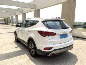 יונדאי סנטה פה SUV שנת 2017, 2.0T אוטומטית, הנעה קדמית, 7 מושבים, רכב משומש, לייצוא לאפריקה והמזרח התיכון - Product Image 4