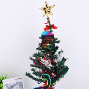 Set di Fogli da Grattare Natalizi Assortiti per Lavoretti, Decorazioni Regalo in Carta Nera <span class=keywords><strong>Scratch</strong></span>-Off con 12 Stilo in Legno e 48 Nastri Colorati - Product Image 3