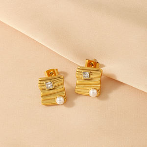 Pendientes de perlas Pendientes impermeables de acero inoxidable Espárragos Mini perlas Rayas geométricas Pendientes cuadrados de piedra con incrustaciones - Product Image 5