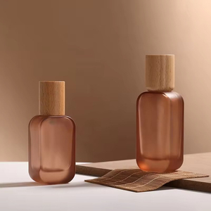Bouteilles et pots cosmétiques bruns pour crème visage avec pompe pulvérisatrice, contenant en plastique, couvercle en plastique 30g/50g 30ml/50ml - Product Image 3