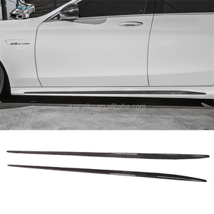 <span class=keywords><strong>Aileron</strong></span> latéral en fibre de carbone W205 C63 4 portes pour <span class=keywords><strong>Mercedes</strong></span> <span class=keywords><strong>Classe</strong></span> <span class=keywords><strong>C</strong></span> W205 - Product Image 1