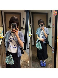 Camisa de Manga Corta Estilo Japonés a Cuadros en Contraste, Personalizada para Empresas, con Mangas Enrolladas - Product Image 2