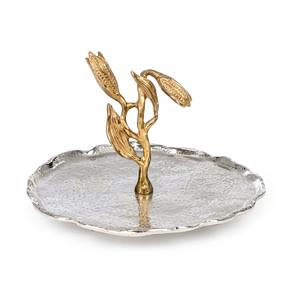 Plateau de service argenté avec motif de tulipes dorées, plat décoratif pour usage résidentiel - Product Image 1