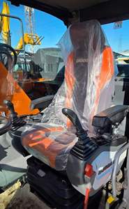 Excavatrice sur pneus d'occasion Doosan DX165W, moteur Doosan, DX140, DH150, boîte de vitesses, pompe, coupleur rapide, brise-roche Daewoo, certifiée CE - Product Image 6