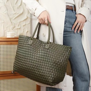 Sac fourre-tout grande capacité en toile tressée vegan, sans bretelles, style influenceur et célébrité, directement de l'usine, pour <span class=keywords><strong>femme</strong></span> - Product Image 2