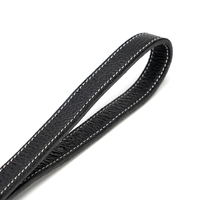 Laisse pour chien Hanyang OEM personnalisée, tendance, robuste, fine, en métal, type chaîne cubaine, avec mousqueton pivotant en métal / anneau de traction en cuir