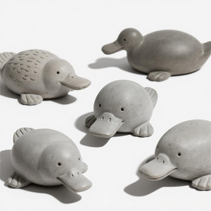 Figura de Ornitorrinco de Cemento 3D Personalizada - Servicios OEM/ODM con Diseño de Base Acuática y Personalización de Textura de Superficie para Proveedores de Zoológicos - Product Image 1