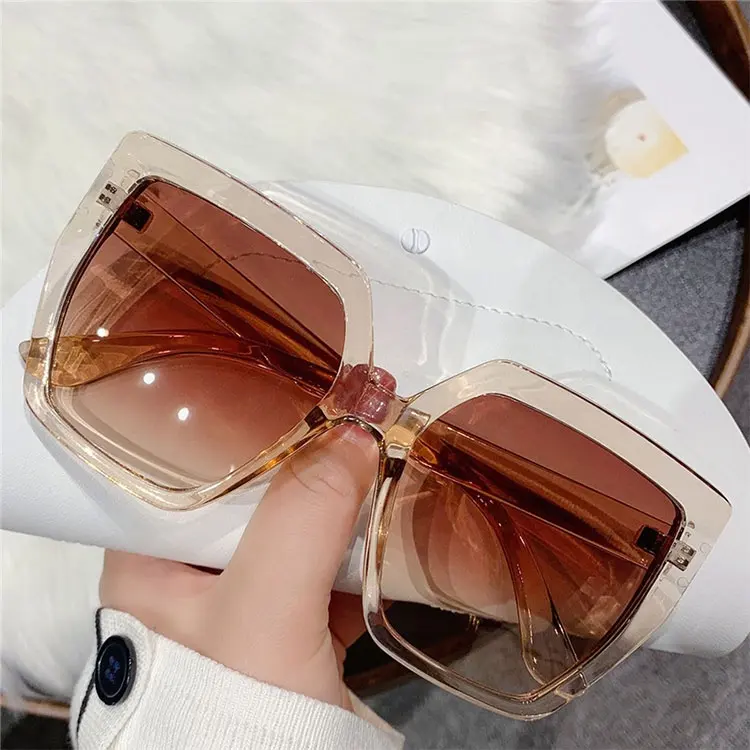 Trendy UV400 Oversized Square Style Sunglass Vintage Women Fashion Shades for Men