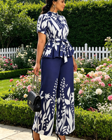 Ensemble deux pièces pour femmes, bleu marine, imprimé floral blanc, haut à volants à manches courtes et pantalon large, tenue élégante décontractée