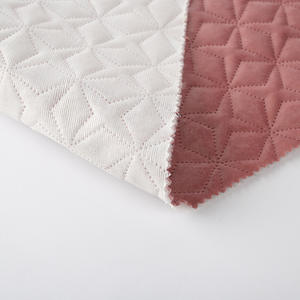 <span class=keywords><strong>Tissu</strong></span> de matelassage <span class=keywords><strong>double</strong></span> <span class=keywords><strong>face</strong></span> en coton de rembourrage en polyester de qualité supérieure <span class=keywords><strong>pour</strong></span> veste en duvet - Product Image 3