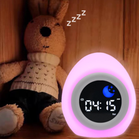 Réveil d'apprentissage du sommeil en forme d'œuf rechargeable pour enfants, avec lumière d'alarme, lumières nocturnes soleil et étoiles, et variateur d'intensité, idéal pour les cadeaux