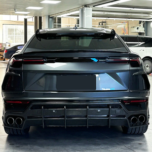 Nouveau kit carrosserie avant en fibre de carbone avec feux antibrouillard, pare-chocs avant et aileron arrière pour Urus - Installation par visage à visser - Product Image 6