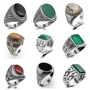 خاتم رجالي بتصميم كلاسيكي مصنوع يدوياً من الفضة الإسترليني عيار 925، خاتم أنيق ومميز بحجر كبير من العقيق الطبيعي أو المالاكيت أو عين النمر - Product Image 3