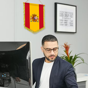Bandera española con rayas verticales rojas y amarillas y una borla de 20*30cm, adecuada para exhibir en <span class=keywords><strong>festivales</strong></span> culturales europeos - Product Image 3