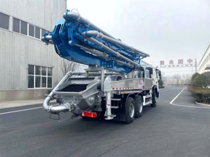 Venta Directa de Fábrica, Camión Bomba de Concreto con Pluma Hidráulica de 37m, Chasis Howo, 371HP, 6x4, 140M³/H, 5RZ - Product Image 5