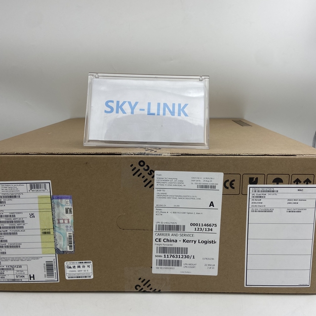 C9300L-24T-4G-A 24 Ports Original New Network Advantage Switch 24 X 10/100/1000 C9300L-24T-4G-A