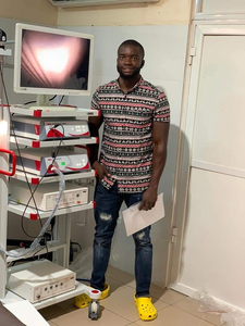 Set Completo de Endoscopia Artroscópica de 2.7mm y 4mm con Torre, Raspador Artroscópico, Artroscopio y Cámara Endoscópica - Product Image 6