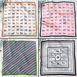 <span class=keywords><strong>Foulard</strong></span> Quadrato Piccolo in Seta con Stampa Animale Cavallo alla Moda, Sciarpa Decorativa da Collo in Vera Seta per Donna, Primavera Estate, Regalo per la Mamma - Product Image 3