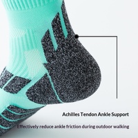 Chaussettes de sport professionnelles en coton peigné sans couture, avec dos en tissu éponge, design mi-mollet épaissi ; Chaussettes à séchage rapide pour hommes/femmes