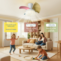 Ventilateur de plafond moderne et coloré de 26 pouces avec télécommande Mini lampe à LED à 6 vitesses Corps en fer Moteur à courant continu pour usage domestique
