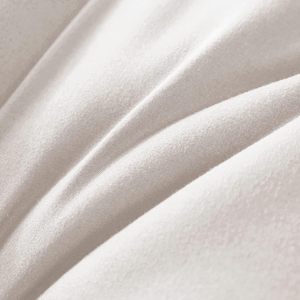 Couette en duvet synthétique personnalisée, douce et de qualité supérieure, 250 GSM, taille Queen et King, toutes saisons, pour hôtels (vente en gros) - Product Image 4